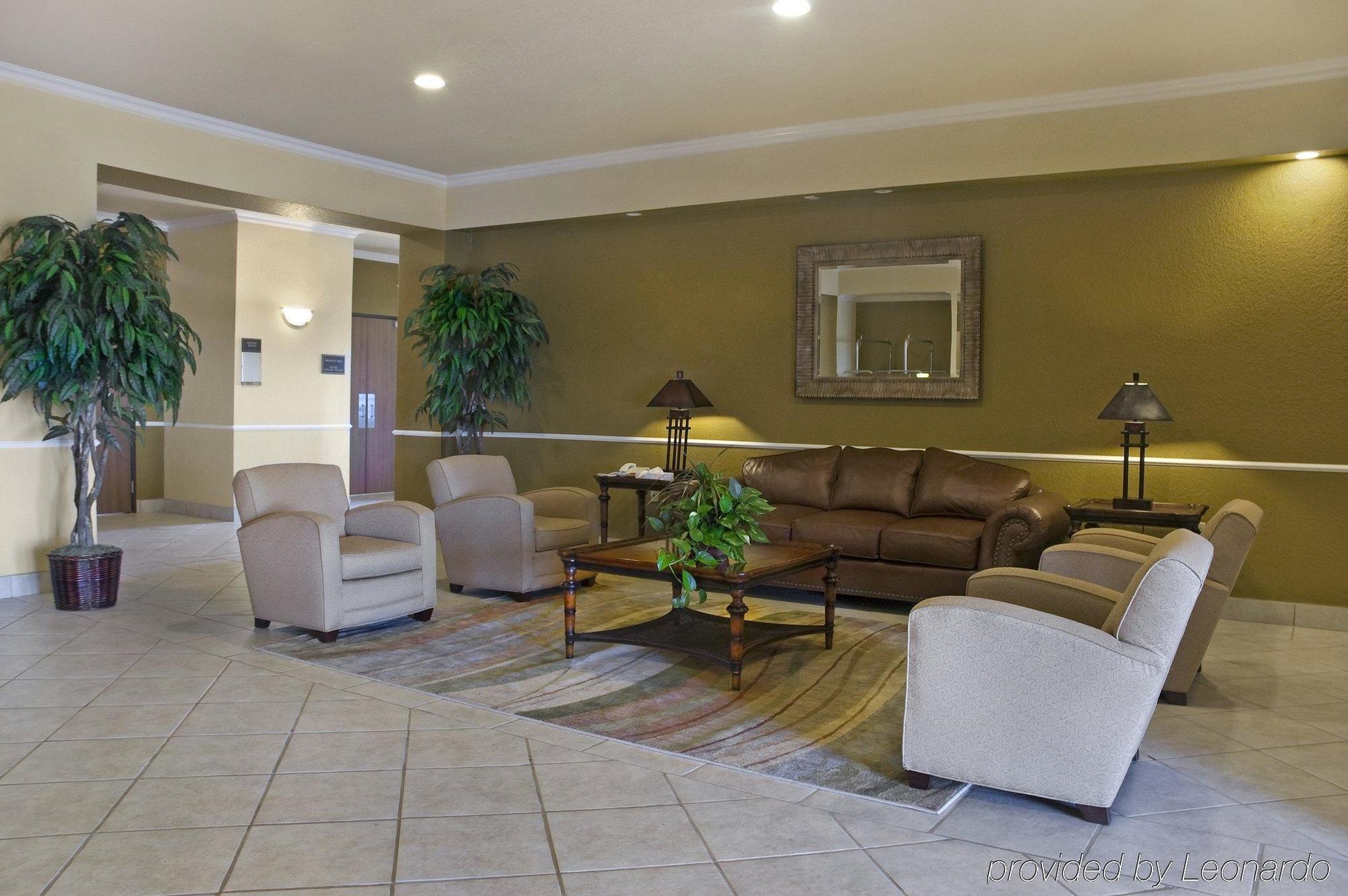 Pearsall Inn And Suites Interior photo